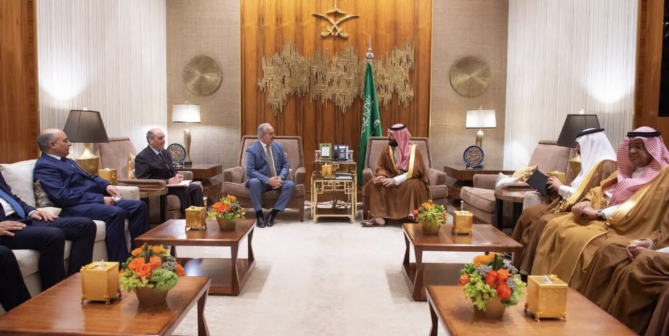 المشير حفتر يزور السعودية ويلتقي بولي العهد